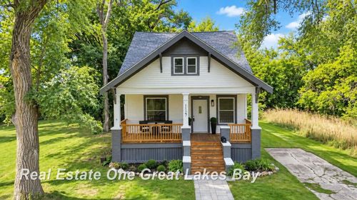 1127 Owen St, Saginaw, MI, 48601-2550 | Card Image