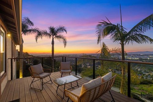 2152 Rocky Point Way, San Marcos, CA, 92078-8407 | Card Image