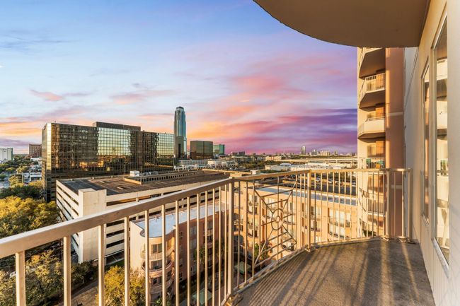 UNIT-1001 - 3505 Sage Rd, Condo with 2 bedrooms, 2 bathrooms and 2 parking in Houston TX | Image 26