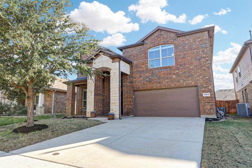 15616 Carlton Oaks Dr, Fort Worth, TX, 76177-2194 | Card Image