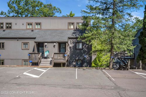 89 Cross Country Lane, Tannersville, PA, 18372 | Card Image