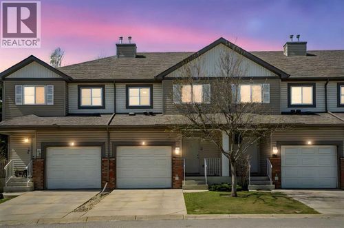 73 Saddletree Crt Ne, Calgary, AB, T3J5L1 | Card Image