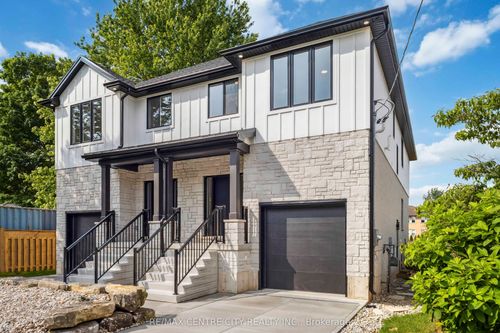 186 Queen St, Dutton, ON, N0L1J0 | Card Image