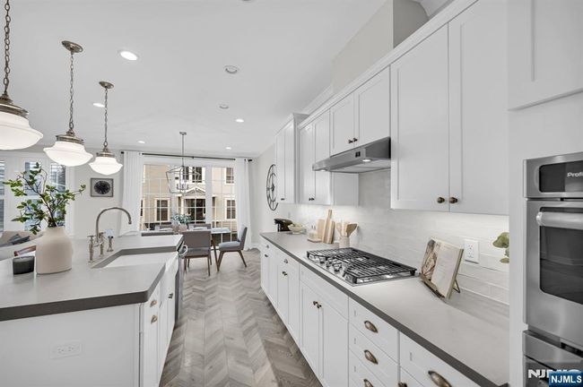 11 Aspen Dr, Townhouse with 3 bedrooms, 4 bathrooms and null parking in Cedar Grove NJ | Image 15