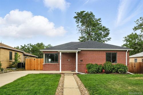 2955 Poplar St, Denver, CO, 80207-2937 | Card Image