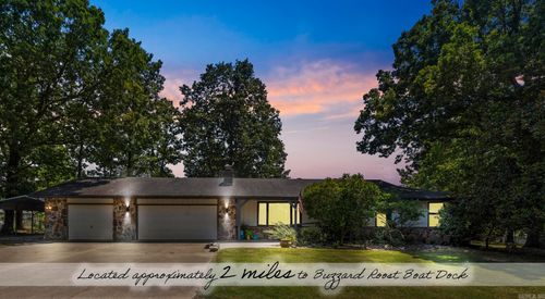 35 Pine Cone Dr, Mountain Home, AR, 72653-8893 | Card Image