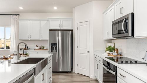 7056 Vail Ranch Rd, Roseville, CA, 95747-6299 | Card Image