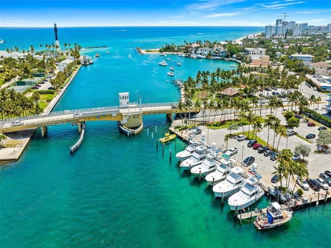 2721 Ne 45 Th St, House other with 2 bedrooms, 2 bathrooms and null parking in Lighthouse Point FL | Image 46