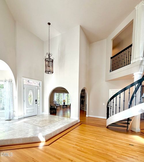 2905 Hunters Bluff Dr, Raleigh, NC, 27606-9615 | Card Image