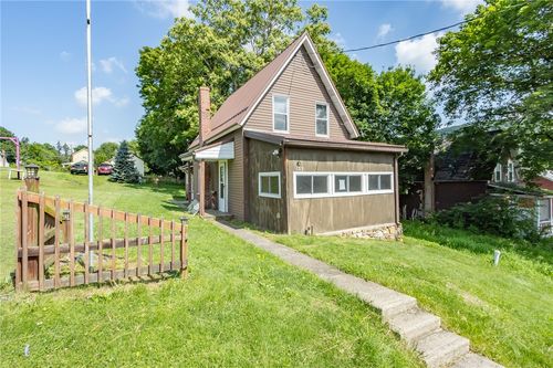 133 2nd St, Vintondale, PA, 15961-1004 | Card Image