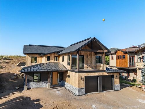 2085 Trollhaugen Ln, Steamboat Springs, CO, 80487-9087 | Card Image