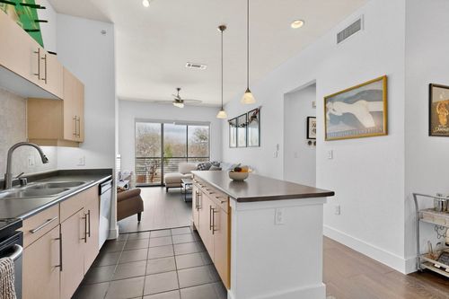 apt-318-4414 Cedar Springs Rd, Dallas, TX, 75219-2031 | Card Image