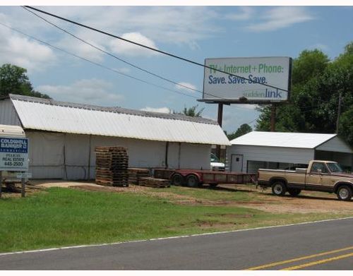2 Macarthur Dr, Alexandria, LA, 71303-3619 | Card Image