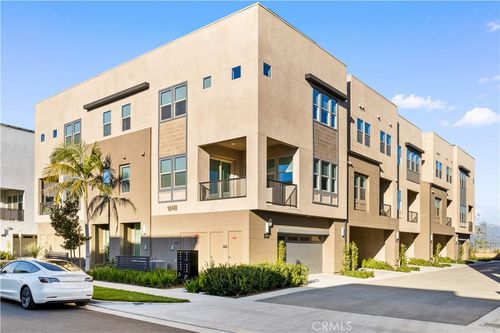 1698 Hollyleaf Ter, Montebello, CA, 90640-2280 | Card Image