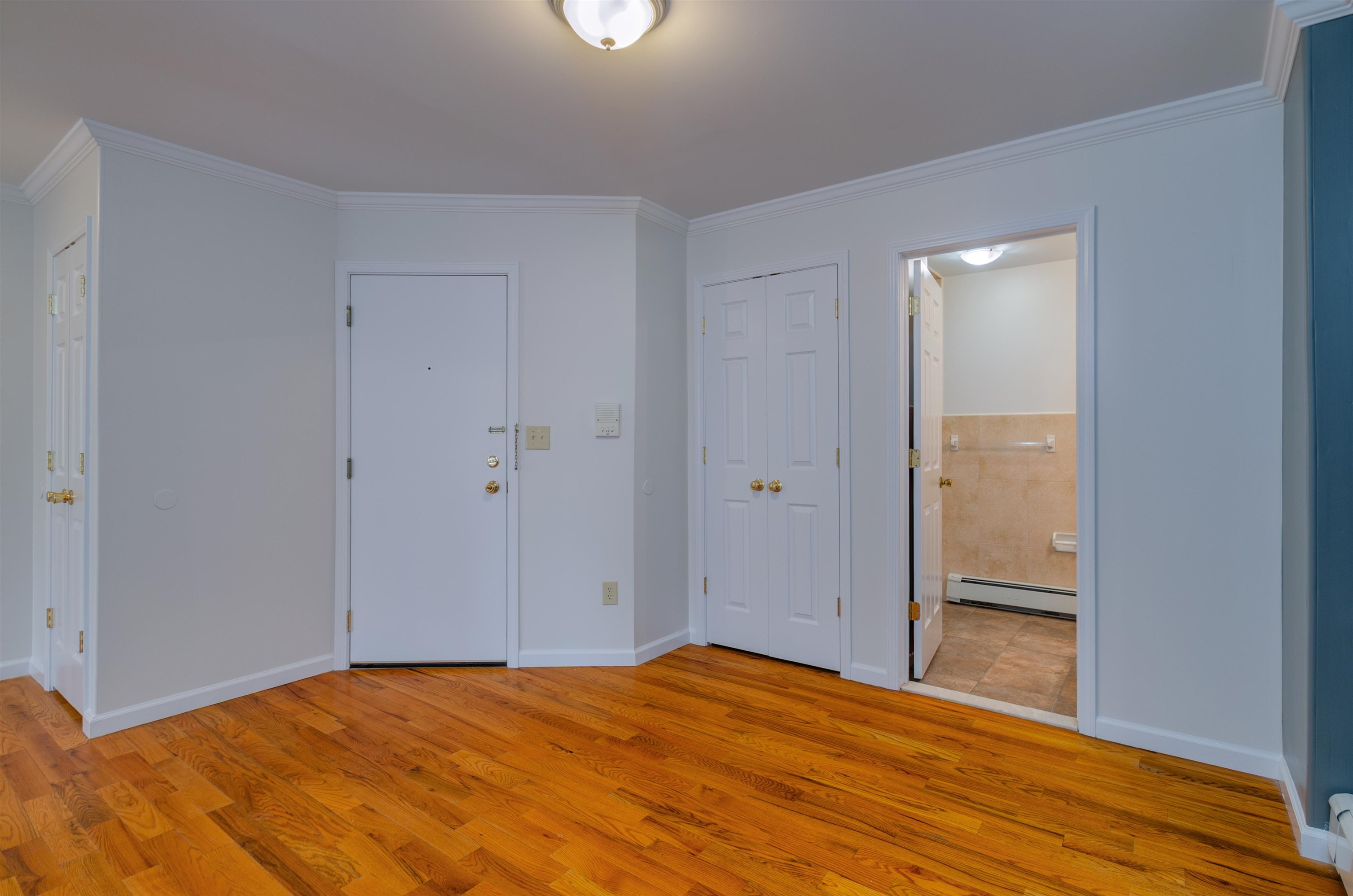 Residential Lease in Bayonne 3
