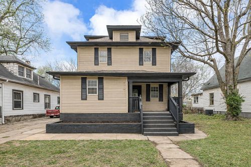 1885 N Douglas Ave, Springfield, MO, 65803-1527 | Card Image