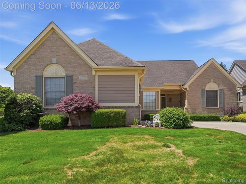 59759 Glacier Rdg N, Washington Township, MI, 48094-2229 | Card Image