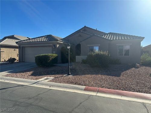 5521 Little Lake Avenue, Las Vegas, NV, 89122 | Card Image