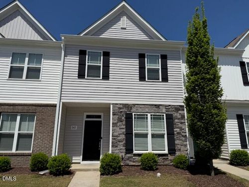 242 Liam St, Clayton, NC, 27520-5152 | Card Image
