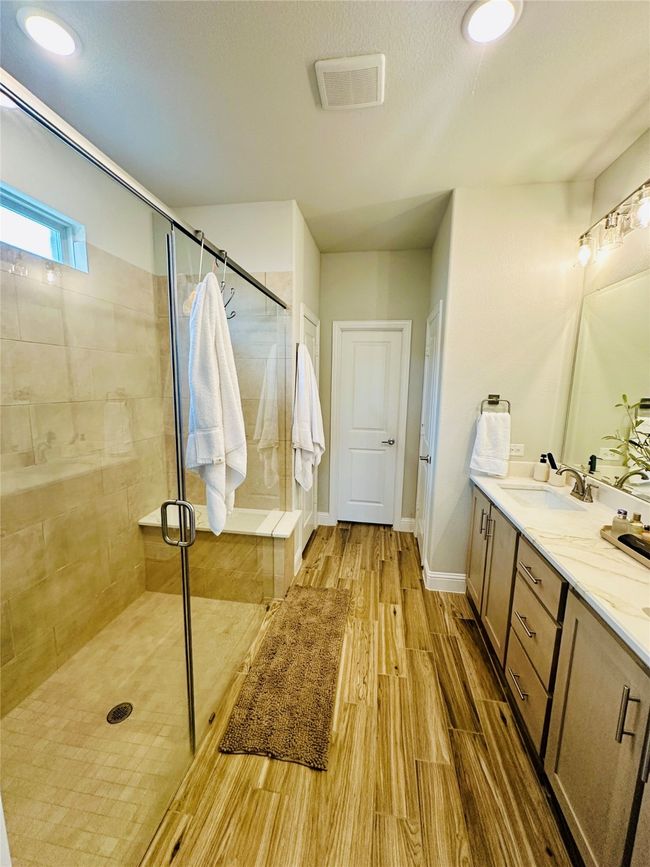 1227 Glasbury Glen Way, House other with 4 bedrooms, 4 bathrooms and null parking in Forney TX | Image 14