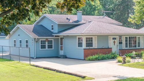 2201 Kingfisher Ln, Rolling Meadows, IL, 60008-2736 | Card Image