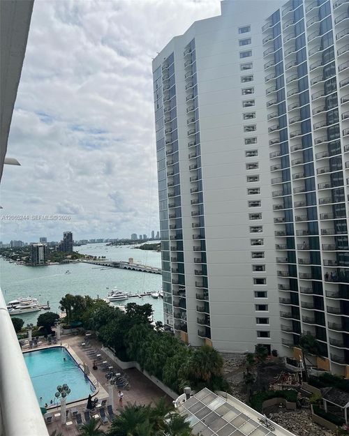 a-1856-1717 N Bayshore Dr, Miami, FL, 33132-1103 | Card Image