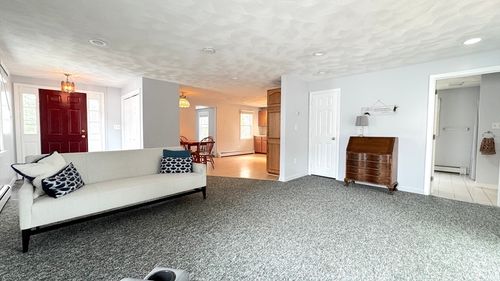 0-22 Purchase St, Danvers, MA, 01923-3640 | Card Image