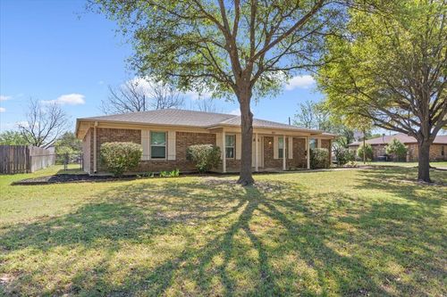 103 York Dr, Lorena, TX, 76655-9645 | Card Image