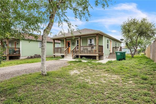 702 Celia, Woodsboro, TX, 78393-3734 | Card Image