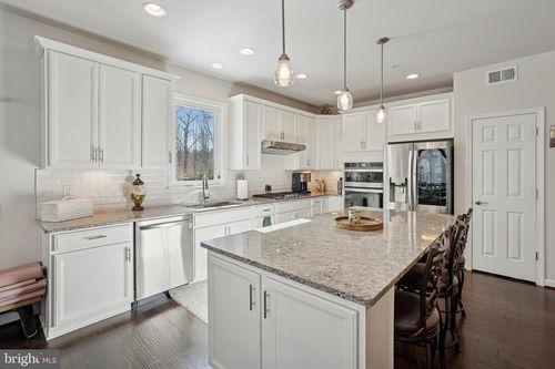 317 Montera Ave, FREDERICKSBURG, VA, 22406-5431 | Card Image