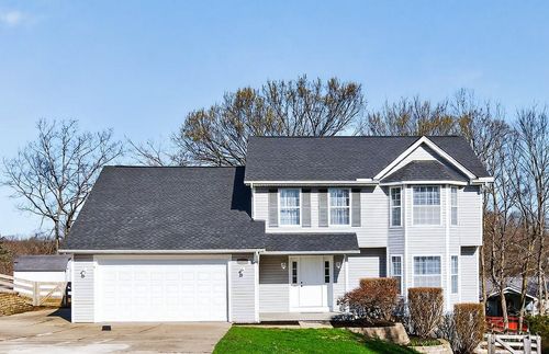 22575 Soapstone Dr, Lawrenceburg, IN, 47025 | Card Image