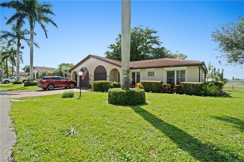 8d-1037 Forest Lakes Dr, NAPLES, FL, 34105-2217 | Card Image