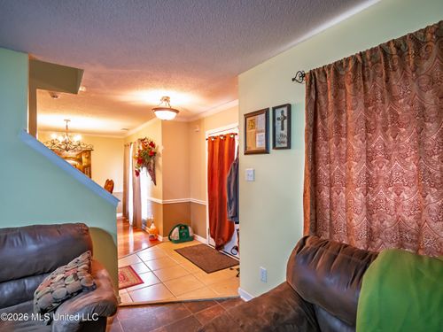 107 Sunrise Cove, Batesville, MS, 38606 | Card Image