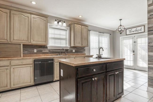 190 Sycamore Dr, House other with 4 bedrooms, 2 bathrooms and null parking in Chickamauga GA | Image 15