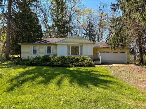 9187 Wallings Rd, North Royalton, OH, 44133-2962 | Card Image