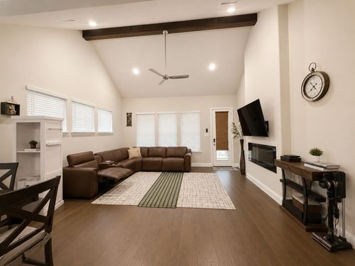 2231 English Ivy Rd, Frisco, TX, 75033-7097 | Card Image