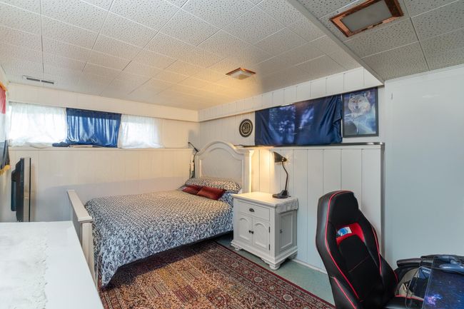6407 Clinton St, House other with 6 bedrooms, 4 bathrooms and 5 parking in Burnaby BC | Image 21