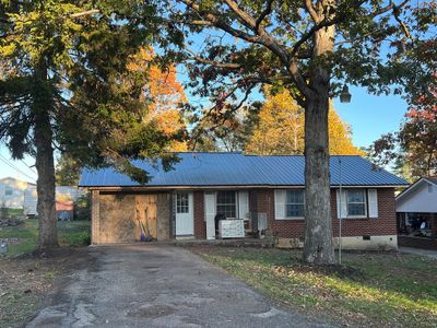 118 Stinson, Home with 4 bedrooms, 2 bathrooms and null parking in Princeton WV | Image 2