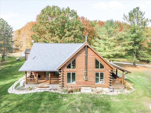 6613 Black River Dr, Grant Twp, MI, 48032-3030 | Card Image