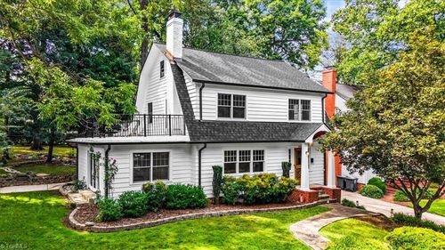 300 Warren St, Greensboro, NC, 27403-1754 | Card Image