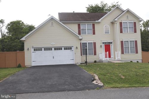 10222 Stagecoach Dr, HAGERSTOWN, MD, 21740-1583 | Card Image