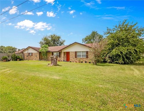 150 W 7th St, Bloomington, TX, 77951 | Card Image