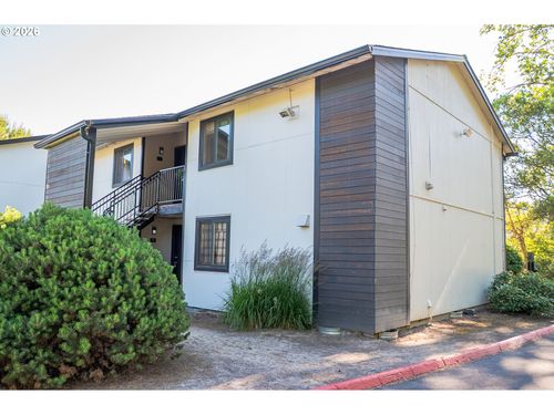 71-14095 Sw Walker Rd, Beaverton, OR, 97005-1069 | Card Image