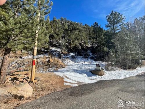 555 Riverside Dr, Lyons, CO, 80540-8974 | Card Image