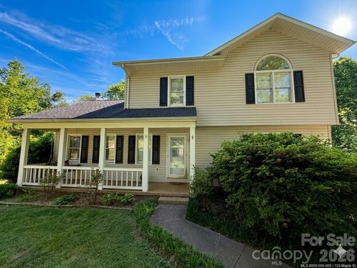 103 New Orleans Blvd, Morganton, NC, 28655-2773 | Card Image