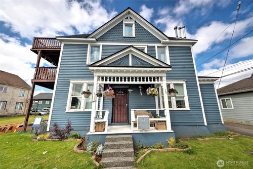 109 N Washington St, Aberdeen, WA, 98520-5867 | Card Image