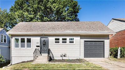 122 S Forest Avenue, House other with 5 bedrooms, 2 bathrooms and null parking in Independence MO | Image 1