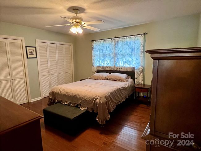 10 Rolling Ridge Way, Condo with 2 bedrooms, 2 bathrooms and null parking in Etowah NC | Image 11