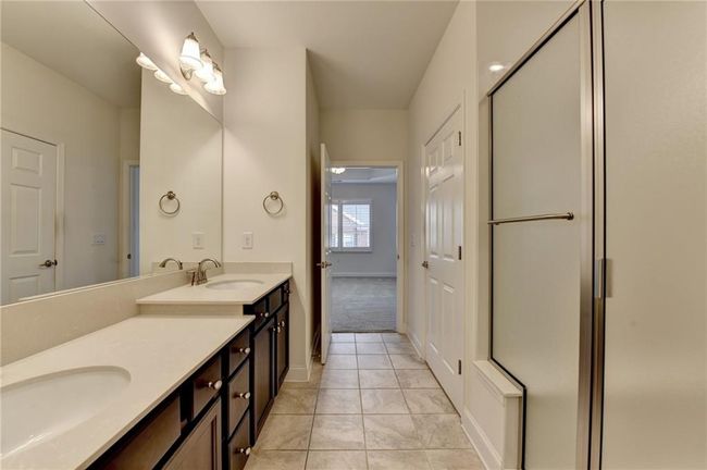 3411 Lindenridge Dr, Condo with 3 bedrooms, 3 bathrooms and null parking in Buford GA | Image 42