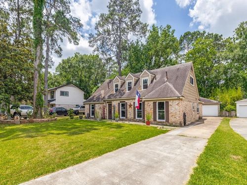 674 Ravensworth Dr, Conroe, TX, 77302-3736 | Card Image
